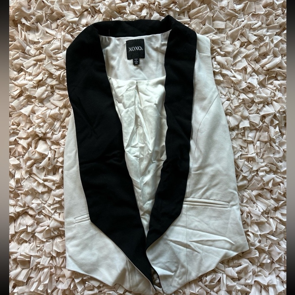 XOXO Two-Tone Blazer Vest